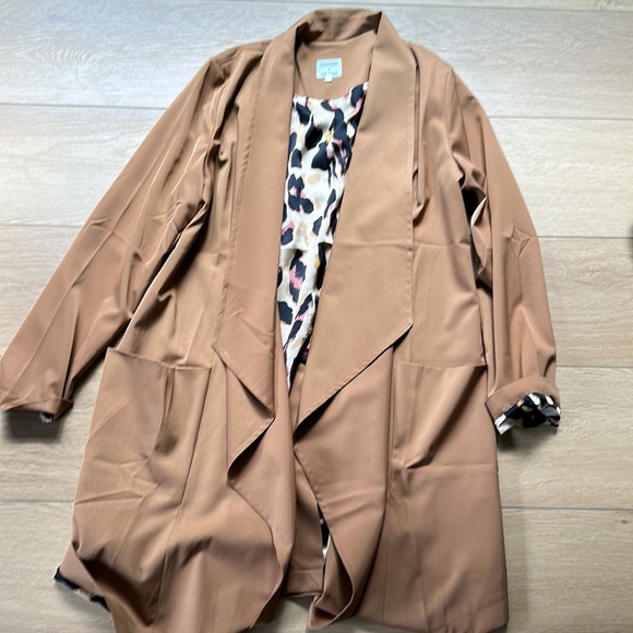 Amaryllis x ashlee jacket with leopard small - Picture 2 of 5